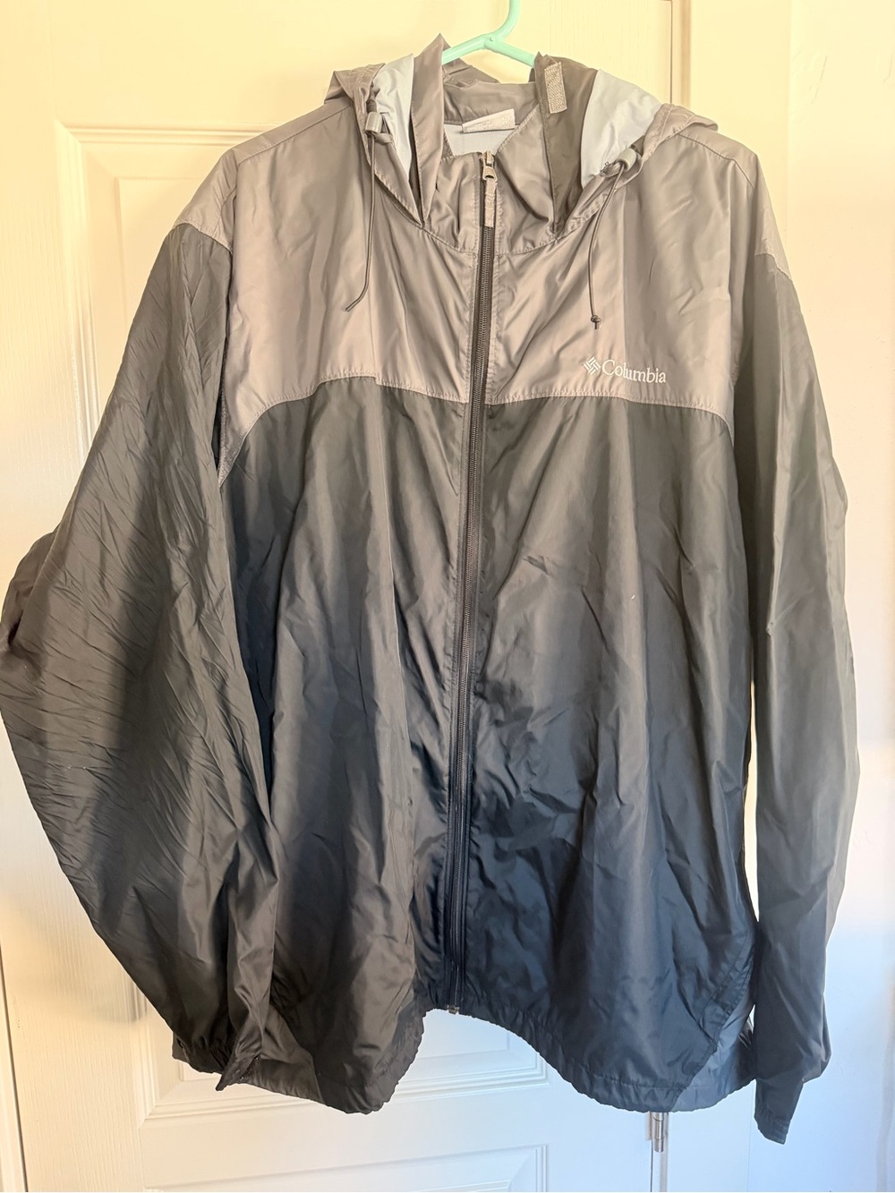 Columbia Men's Hooded Windbreaker Jacket - Dark Gray & Light Gray